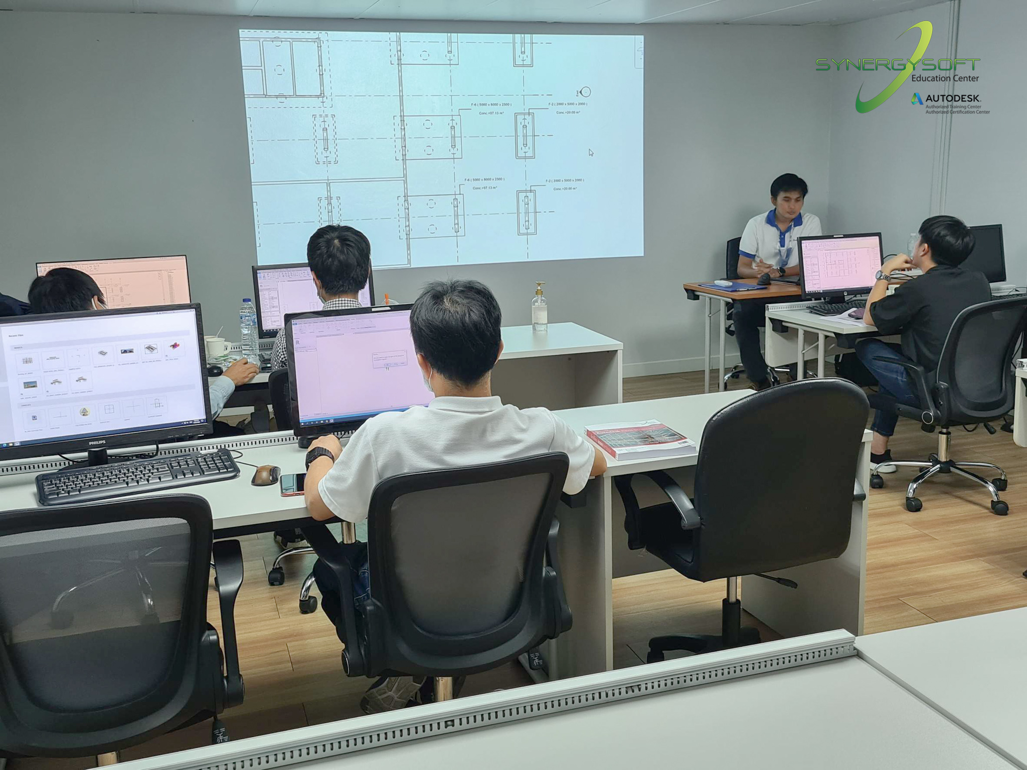 Synergysoft Education Autodesk Revit Structural Modeling for Large Building Project Synergysoft Education Autodesk Revit Structural Modeling for Large Building Project