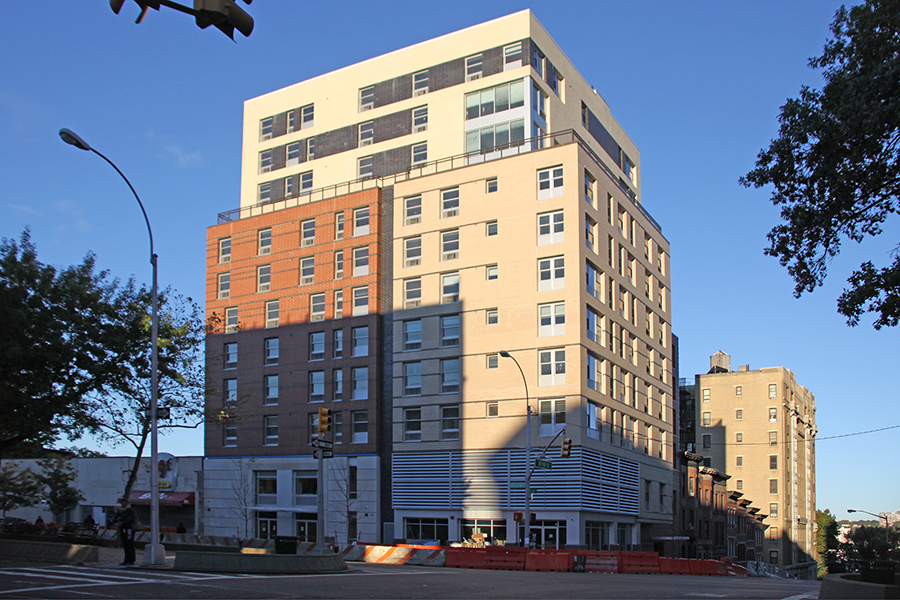 3595 Broadway
