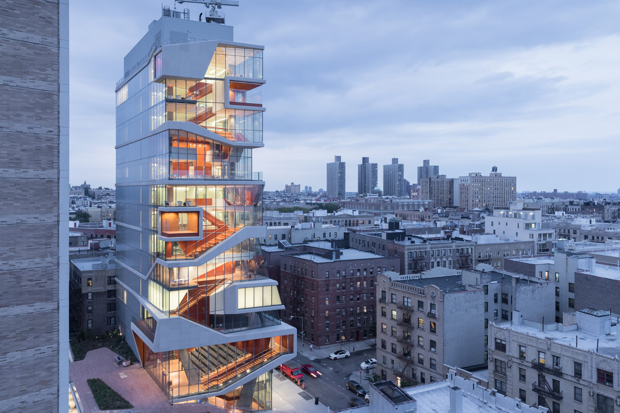 Roy and Diana Vagelos Education Center of Columbia University Medical Center archpaper