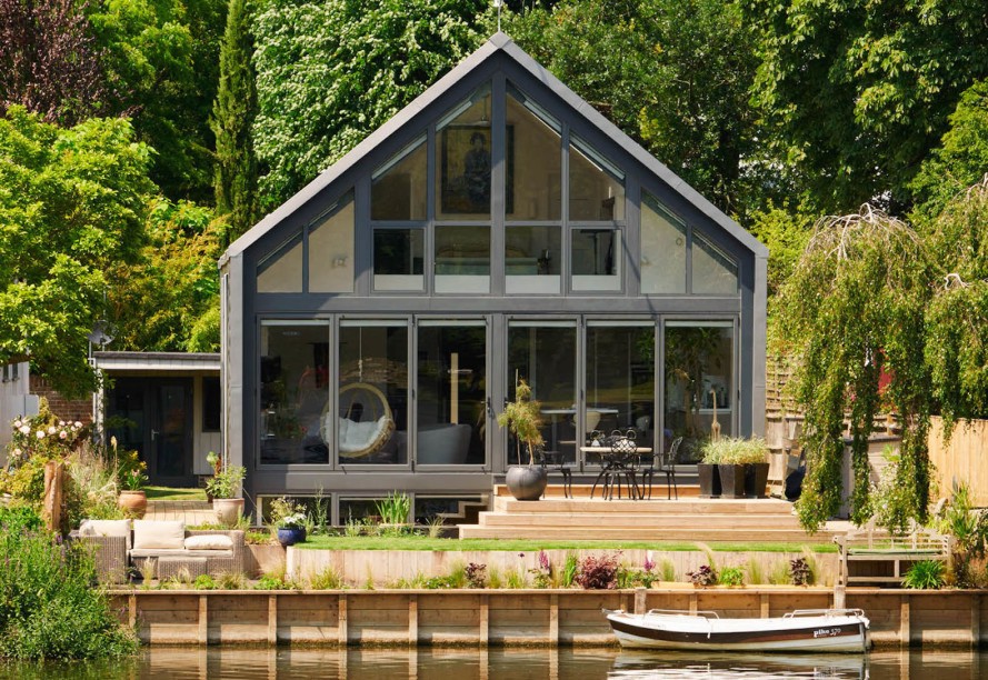 Amphibious House by Baca Architects
