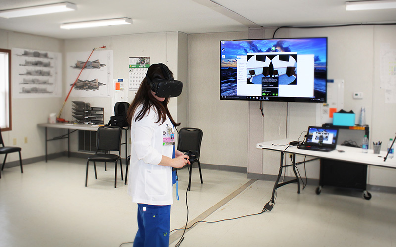 VR Transforms 3 interacting with goggles